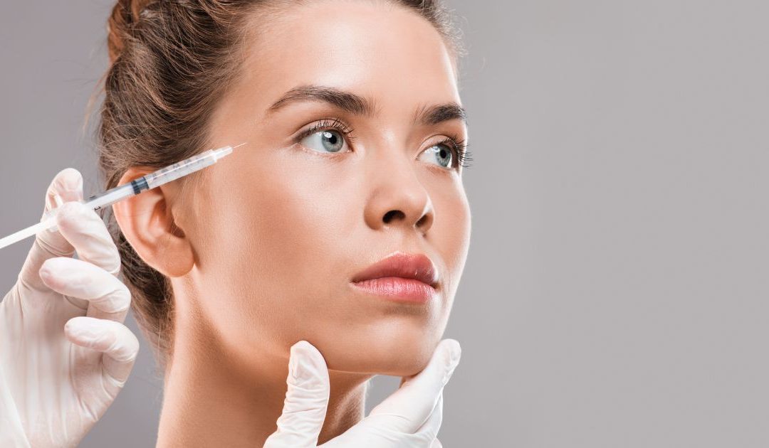Bótox vs. ácido hialurónico: diferencias y cuándo elegir cada uno